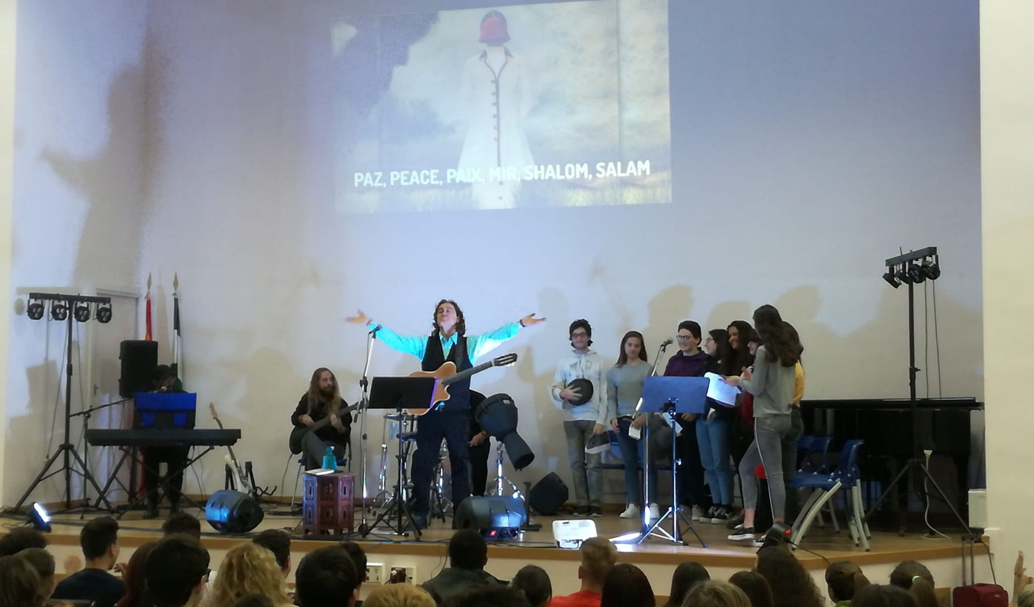 Concierto didáctico Paco Damas – “Las Sinsombrero”